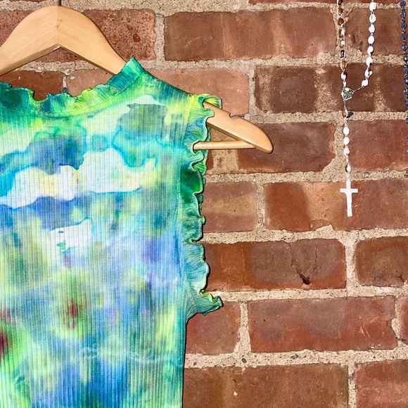 Mermaid Ruffle Tank - Picture 4 of 4